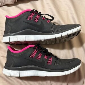 Nike Women’s Black and Hot Pink Training Shoes